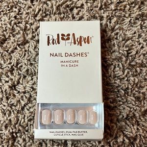 Red Aspen Tan Nails